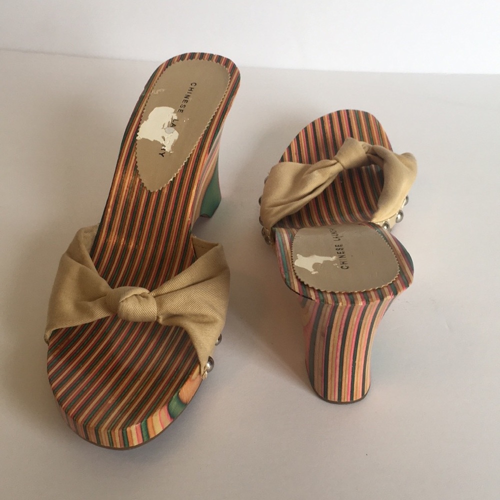 Size 9  Chinese Laundry Time Out wooden heels